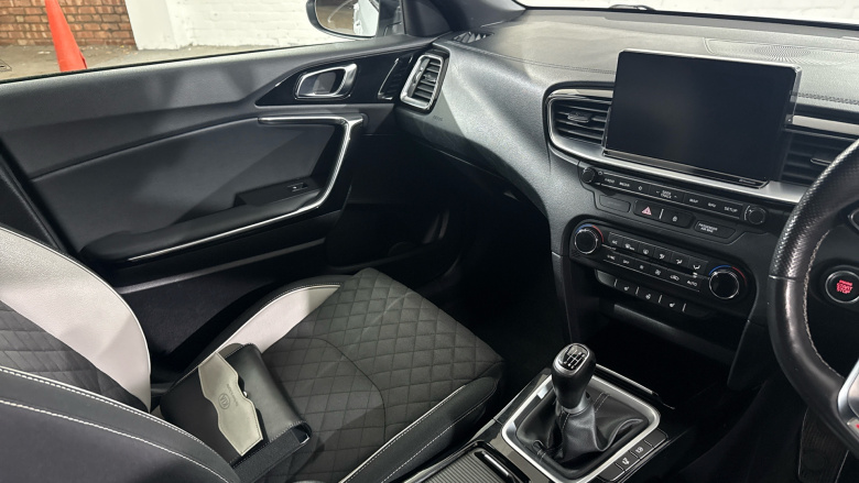 Kia Pro Ceed 1.4T GDi ISG GT-Line 5dr Petrol Estate